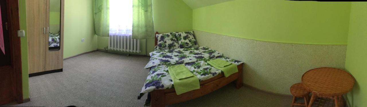 У Ондраша Apartment Yasinya Ngoại thất bức ảnh