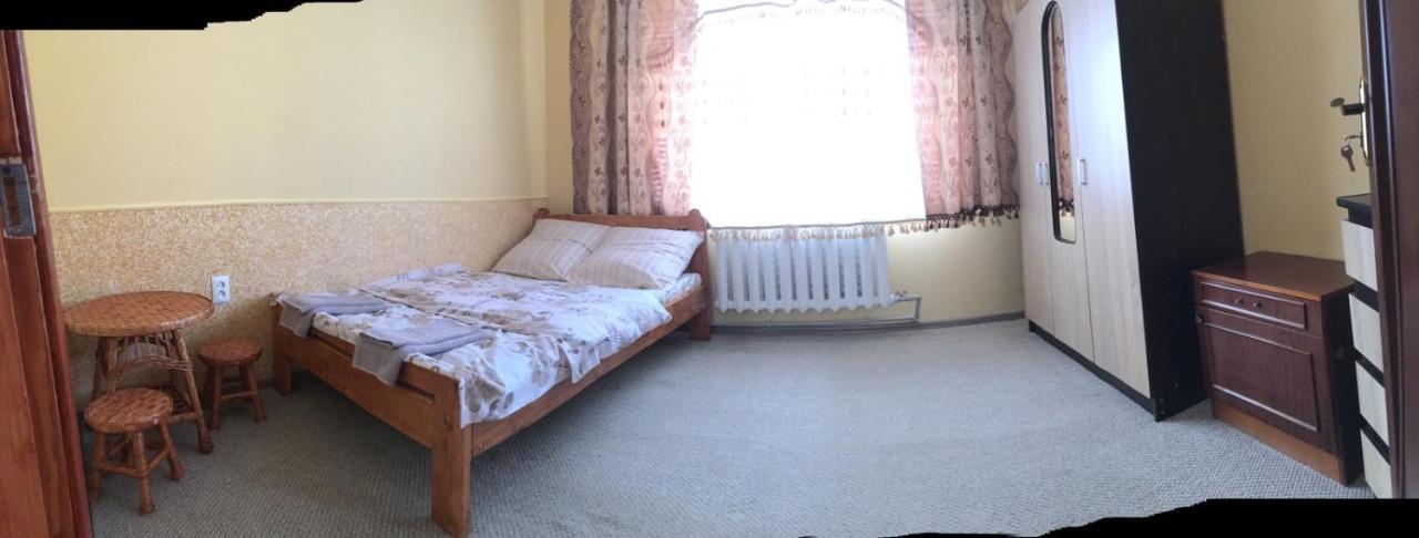 У Ондраша Apartment Yasinya Ngoại thất bức ảnh
