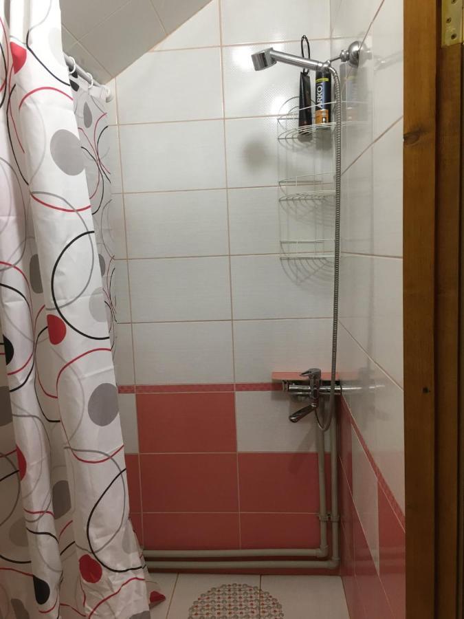 У Ондраша Apartment Yasinya Ngoại thất bức ảnh